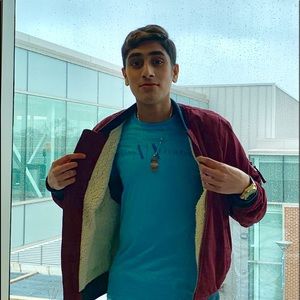 Meet your Posher, Nikhil